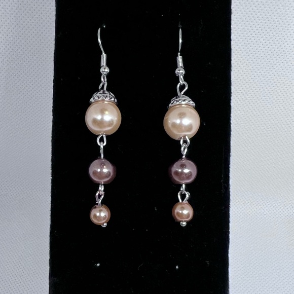 New, handmade 3-tone fall colors faux pearl necklace and earrings with purchase - Picture 3 of 6
